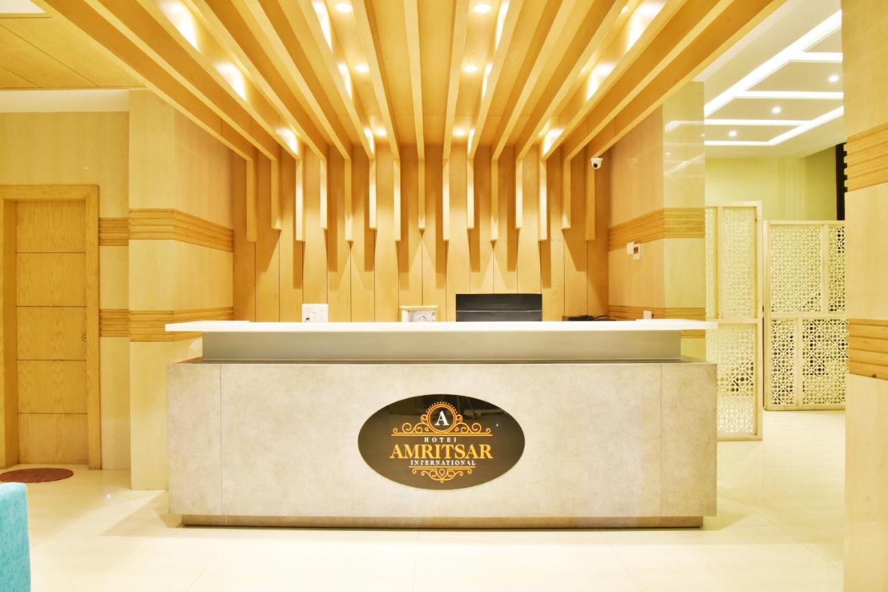 Hotel Amritsar International 2 Min Walk From Amritsar Bus Stand ภายนอก รูปภาพ