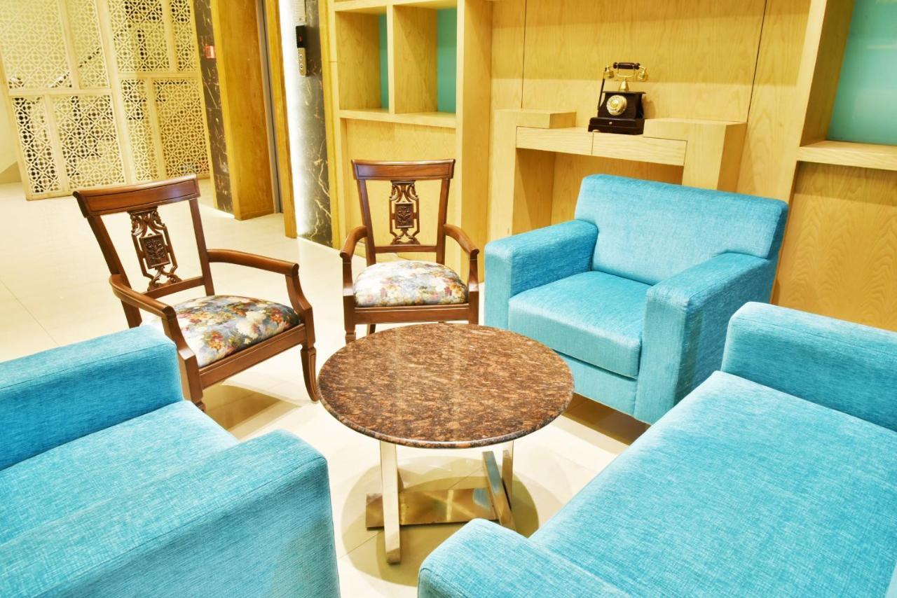 Hotel Amritsar International 2 Min Walk From Amritsar Bus Stand ภายนอก รูปภาพ