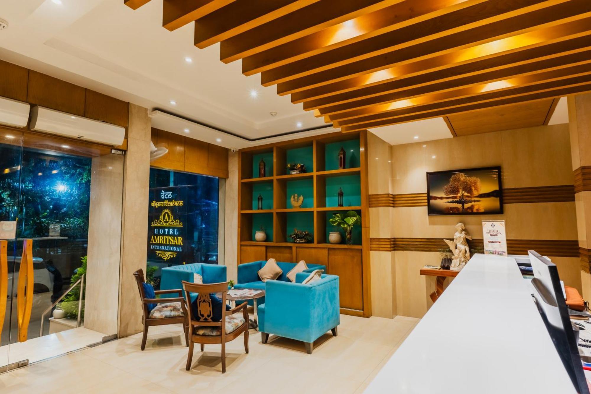 Hotel Amritsar International 2 Min Walk From Amritsar Bus Stand ภายนอก รูปภาพ