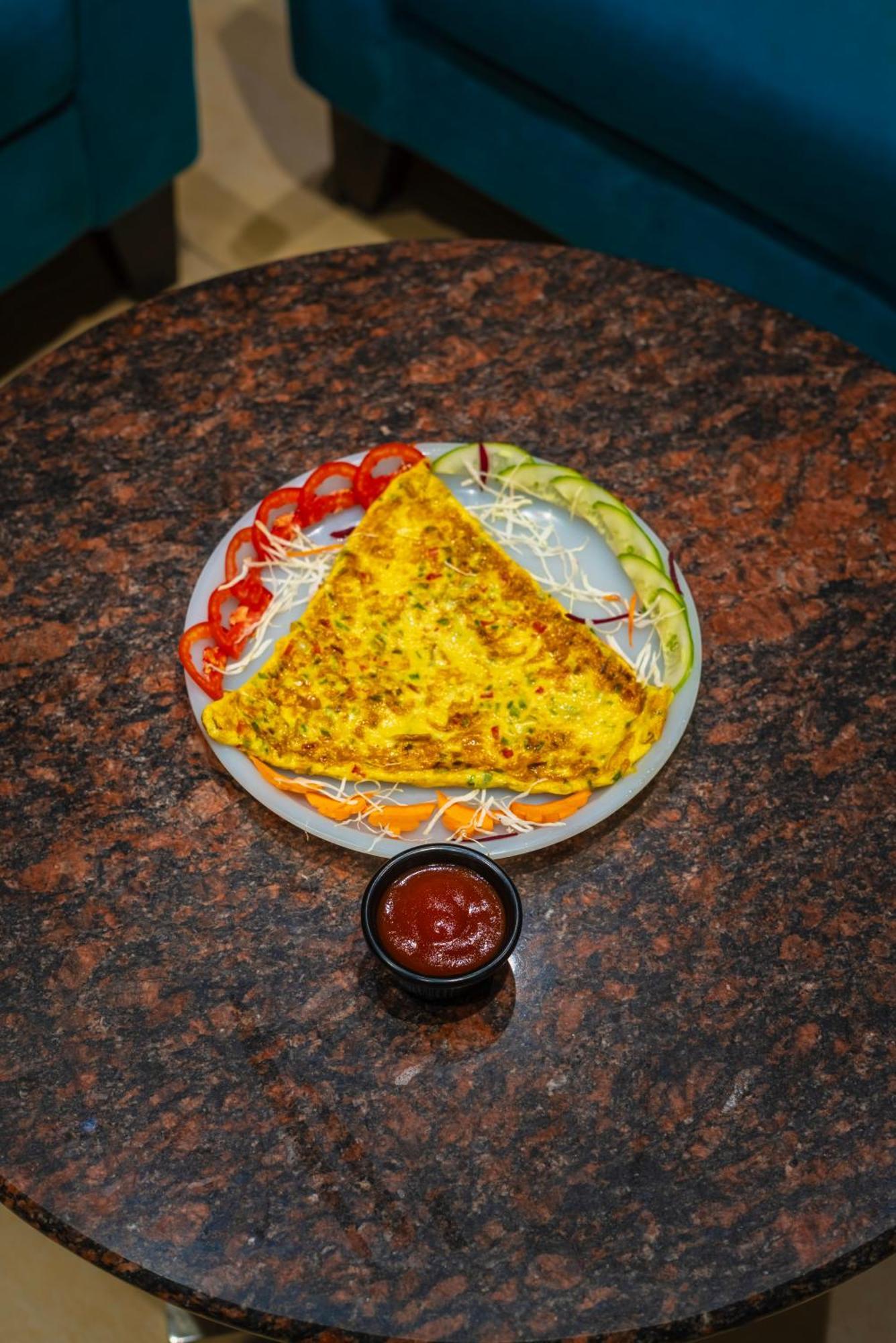 Hotel Amritsar International 2 Min Walk From Amritsar Bus Stand ภายนอก รูปภาพ