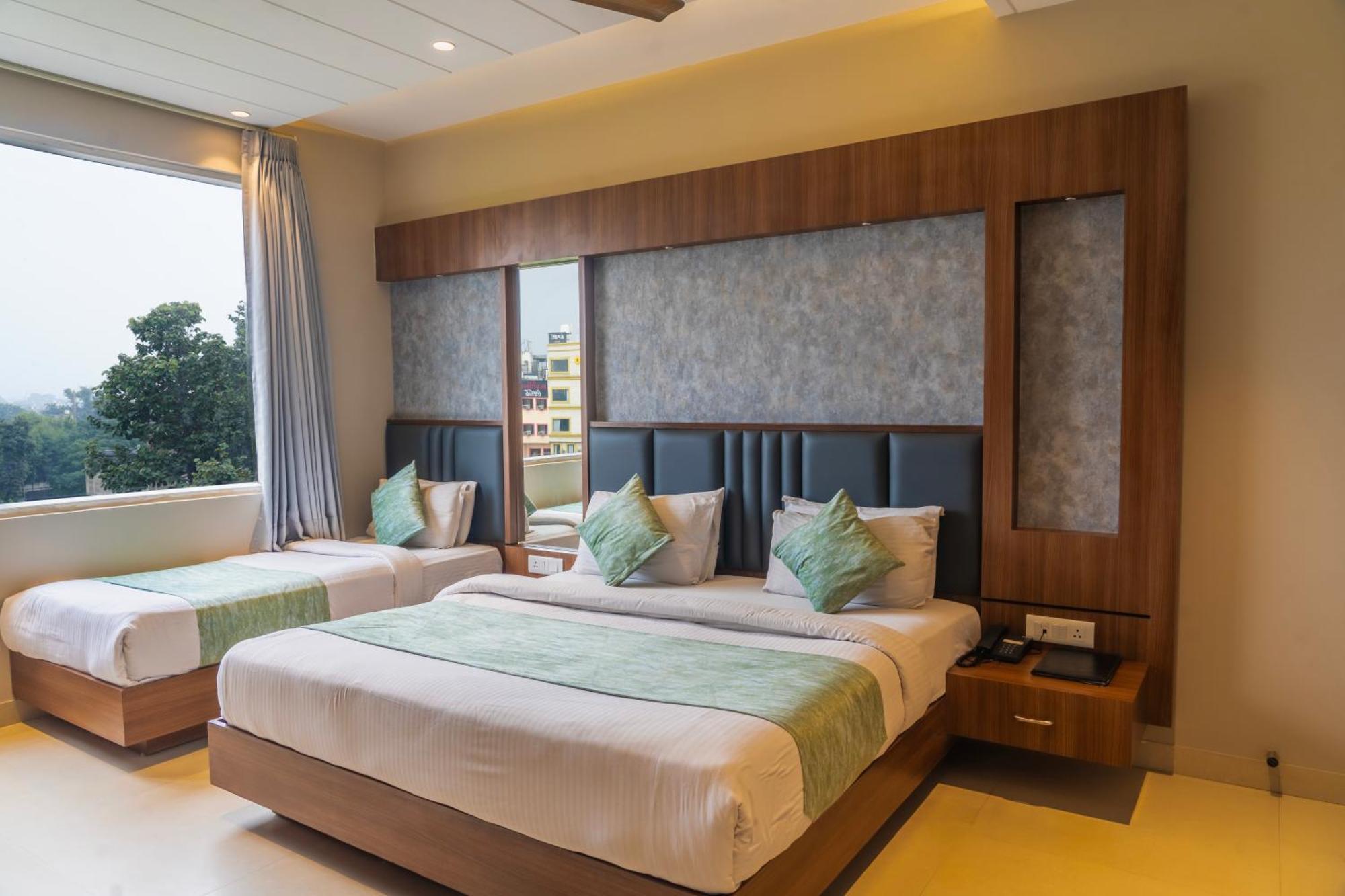 Hotel Amritsar International 2 Min Walk From Amritsar Bus Stand ภายนอก รูปภาพ